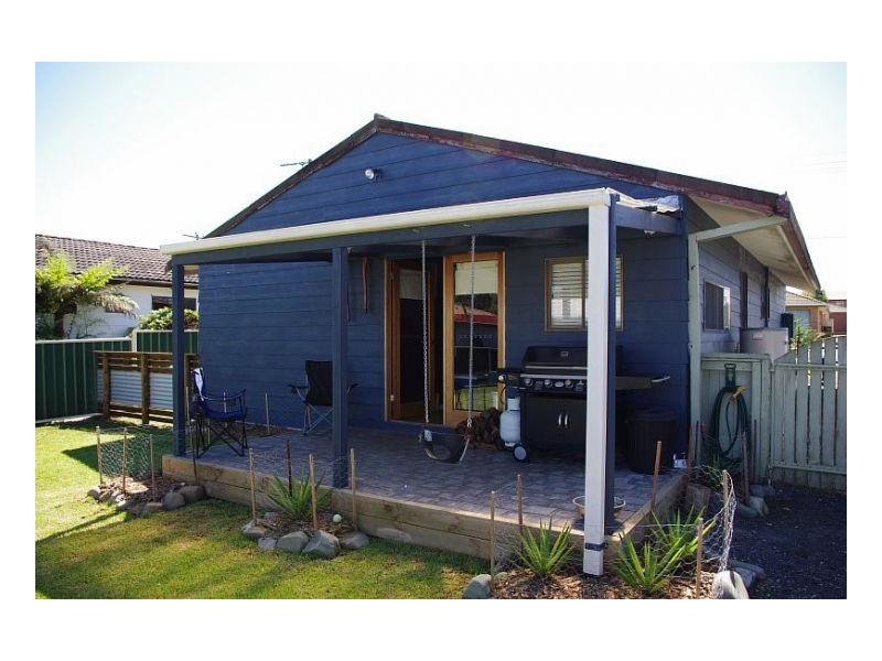 51 Waterman Street, Old Bar NSW 2430