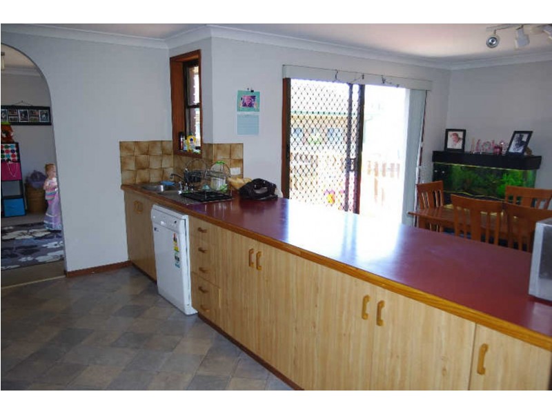 34 Joel Drive, Old Bar NSW 2430