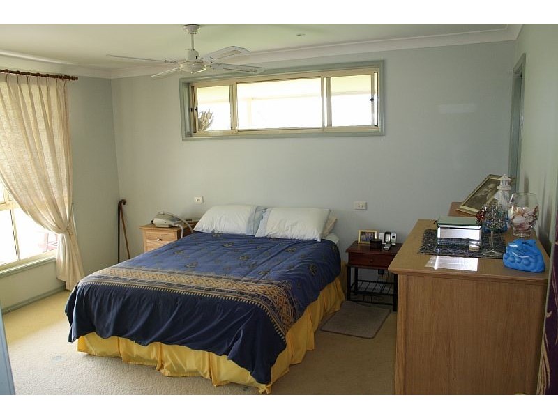 Oxley Island NSW 2430