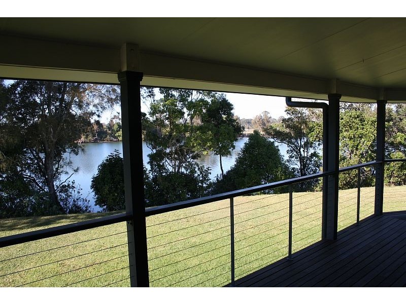 Oxley Island NSW 2430