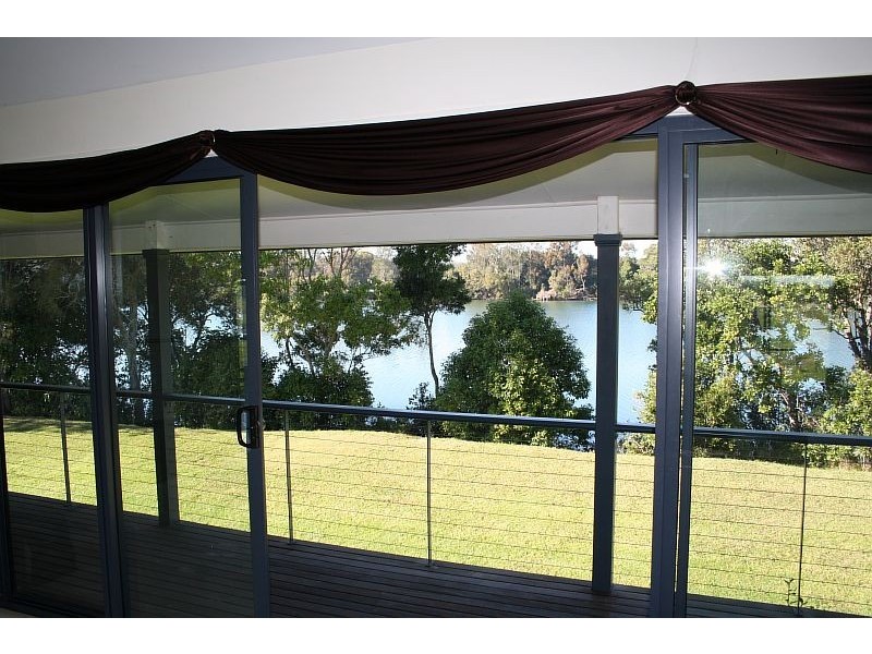 Oxley Island NSW 2430