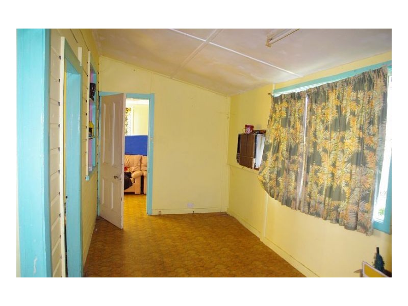 5 Connell Street, Old Bar NSW 2430