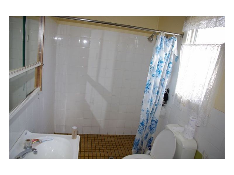 5 Connell Street, Old Bar NSW 2430