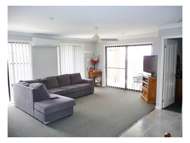 53 Bluehaven Drive, Old Bar NSW 2430