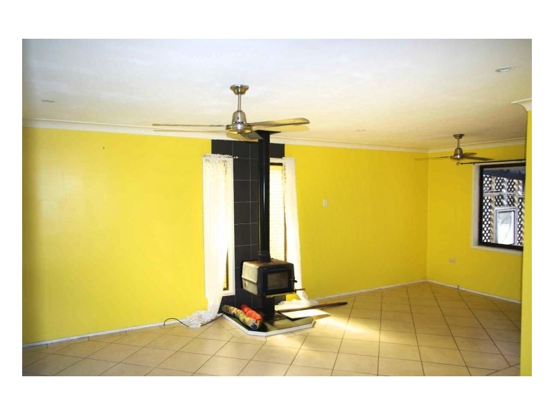 25 Bryan Street, Old Bar NSW 2430