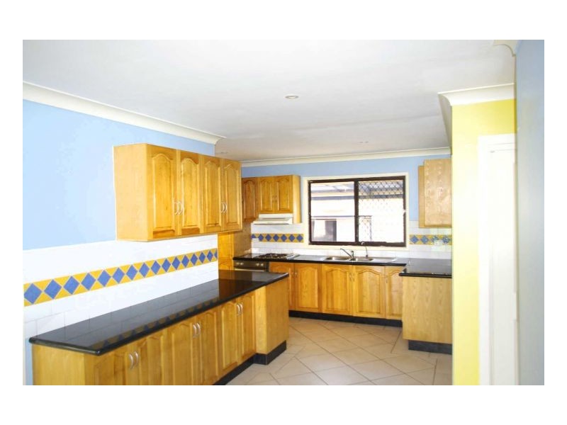 25 Bryan Street, Old Bar NSW 2430