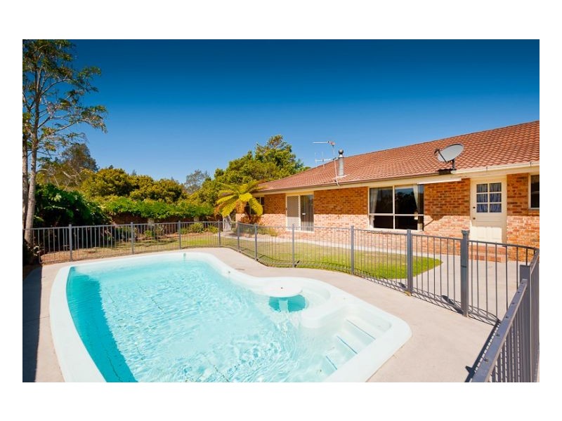 19 Harrogate Lane, Old Bar NSW 2430