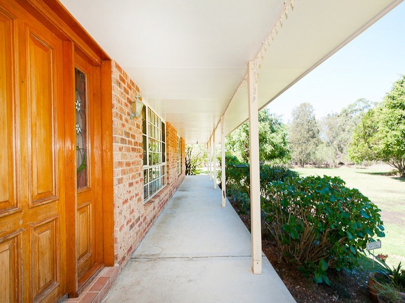 19 Harrogate Lane, Old Bar NSW 2430