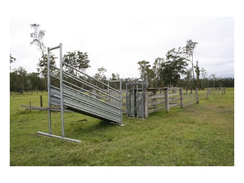 633 Manning Point Road, Oxley Island NSW 2430