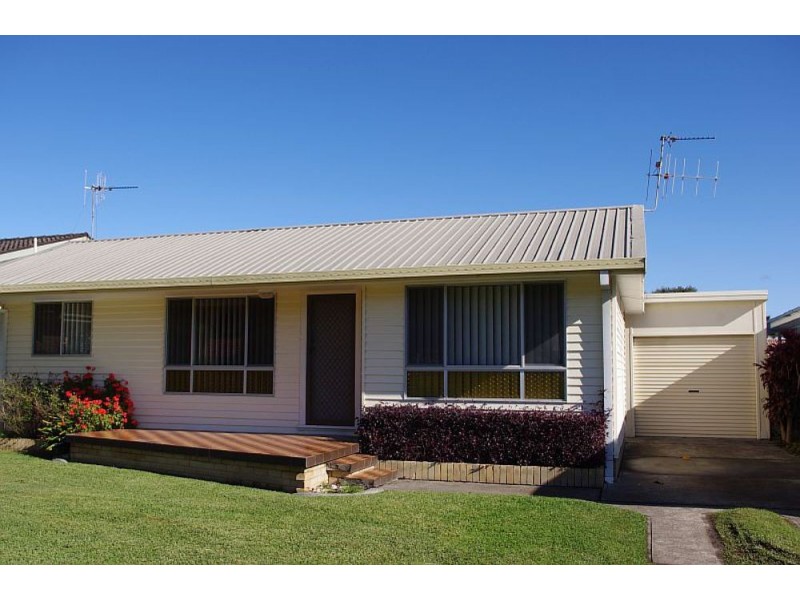 7 Richardson Street, Old Bar NSW 2430