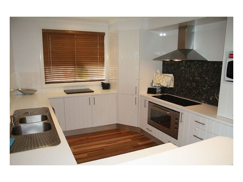 20 Surfsound Avenue, Wallabi Point NSW 2430