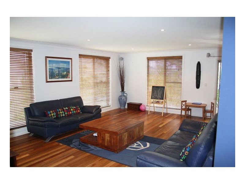 20 Surfsound Avenue, Wallabi Point NSW 2430