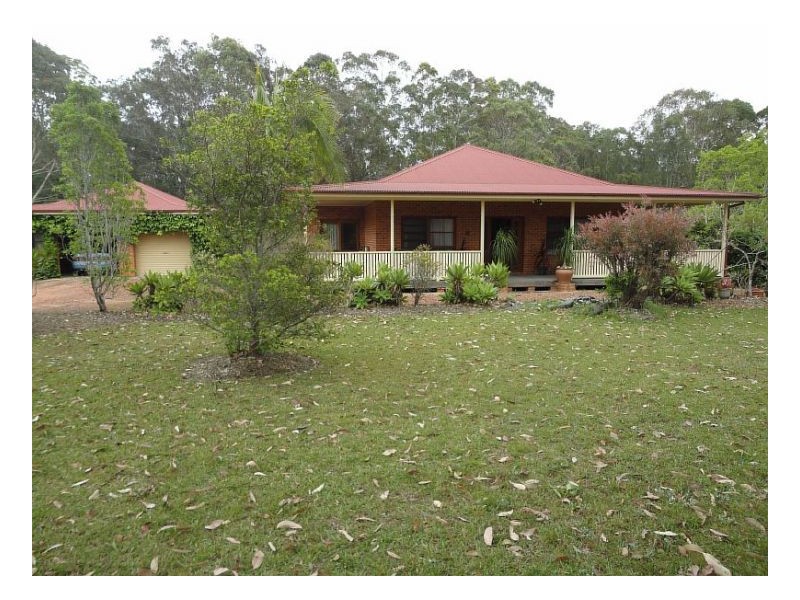27 Manning Point Road, Old Bar NSW 2430