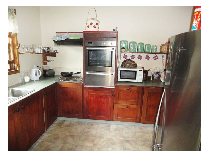 27 Manning Point Road, Old Bar NSW 2430