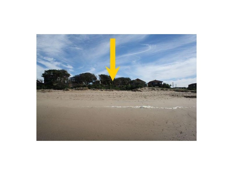 6 Lewis Street, Old Bar NSW 2430
