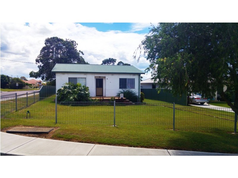 77 Old Bar Road, Old Bar NSW 2430