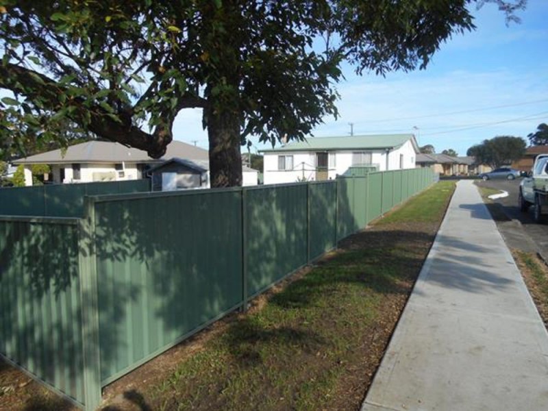 77 Old Bar Road, Old Bar NSW 2430