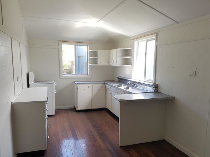 2/23-27 Lewis Street, Old Bar NSW 2430