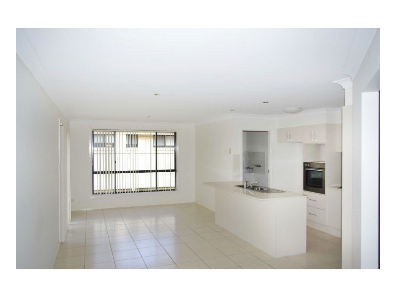 1 Marlin Court, Old Bar NSW 2430