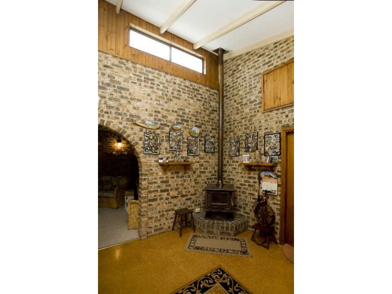 138 Manning Point Road, Old Bar NSW 2430