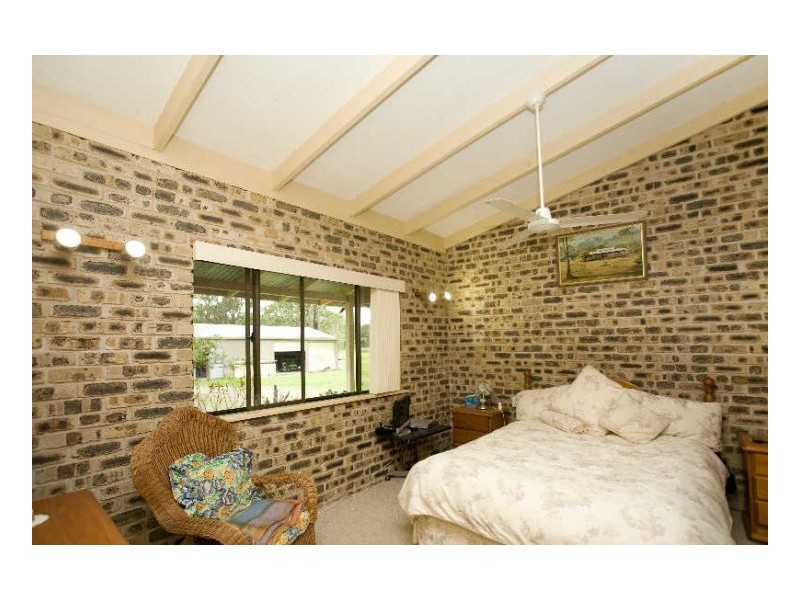 138 Manning Point Road, Old Bar NSW 2430