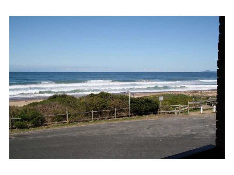 1& 2/45 Pacific Parade, Old Bar NSW 2430