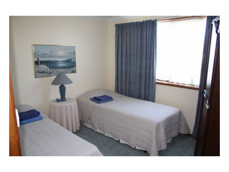1& 2/45 Pacific Parade, Old Bar NSW 2430