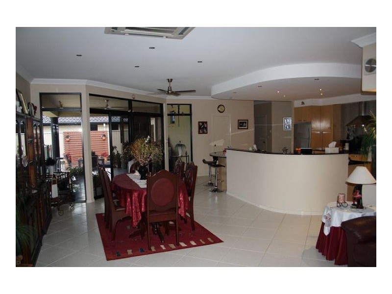 8 Sturt Place, Taree NSW 2430