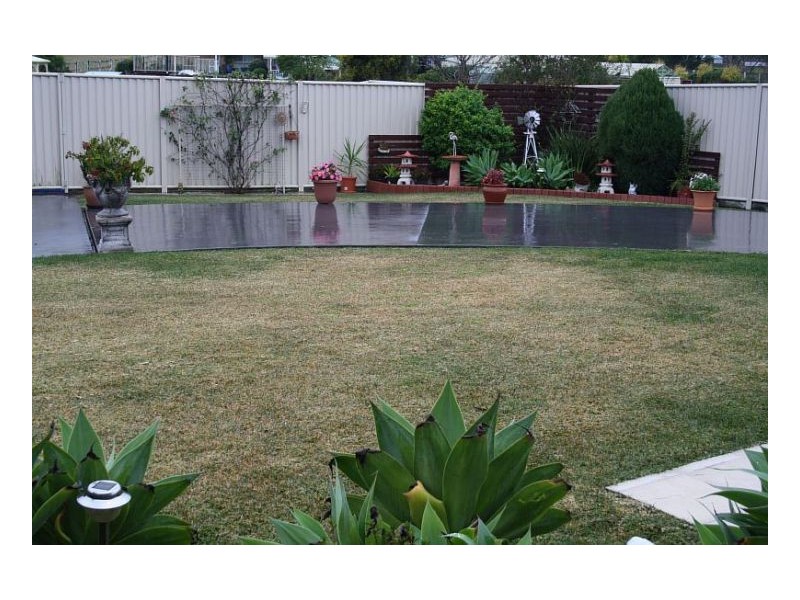 8 Sturt Place, Taree NSW 2430