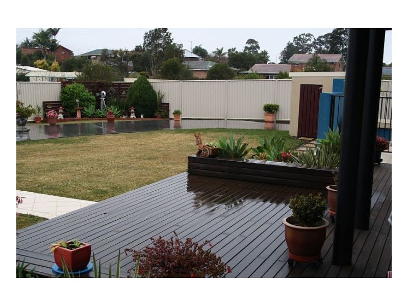 8 Sturt Place, Taree NSW 2430