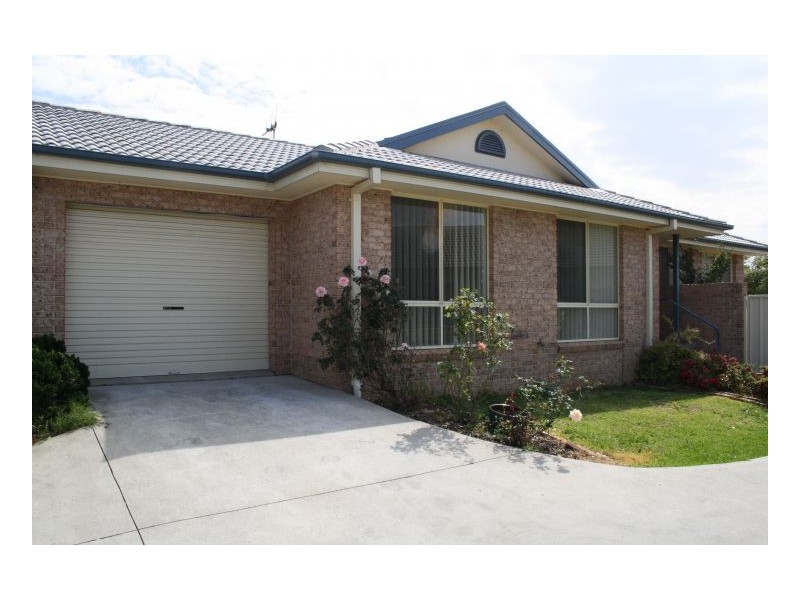 1 & 2 / 20 Mistral Place, Old Bar NSW 2430