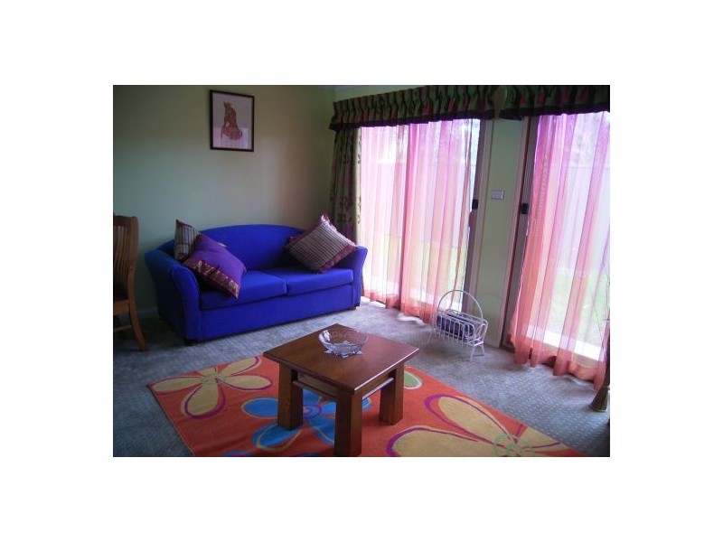 2/9 Clerke Street, Old Bar NSW 2430