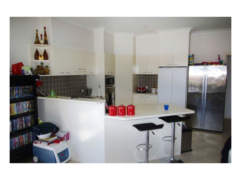 18 Mistral Pl, Old Bar NSW 2430