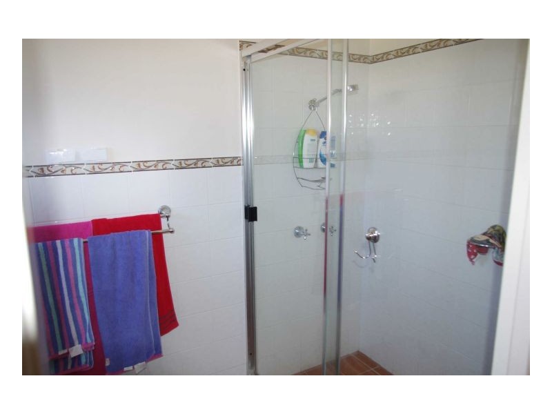 18 Mistral Pl, Old Bar NSW 2430