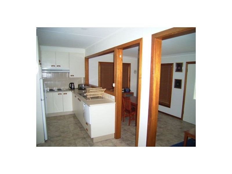 15  Tirriki St, Old Bar NSW 2430