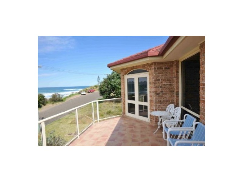 27 Marine Drive, Wallabi Point NSW 2430