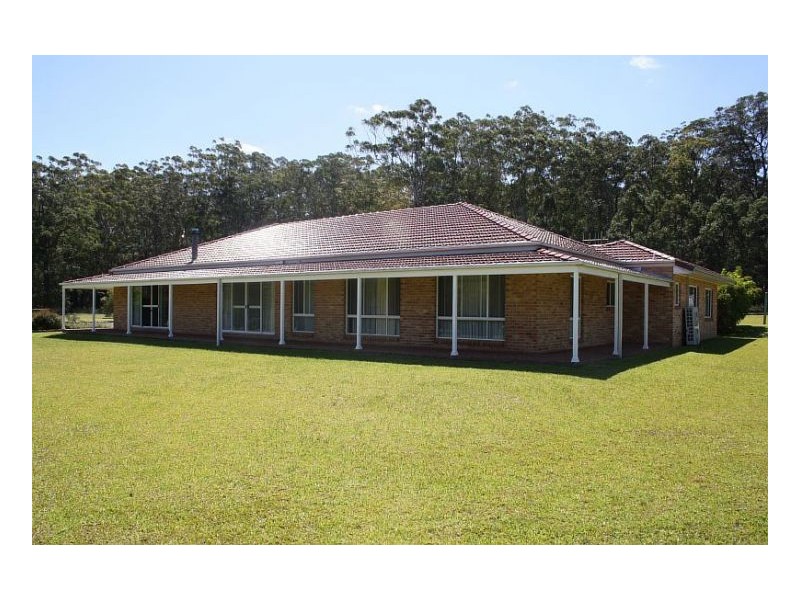 18 Koala Drive, Old Bar NSW 2430