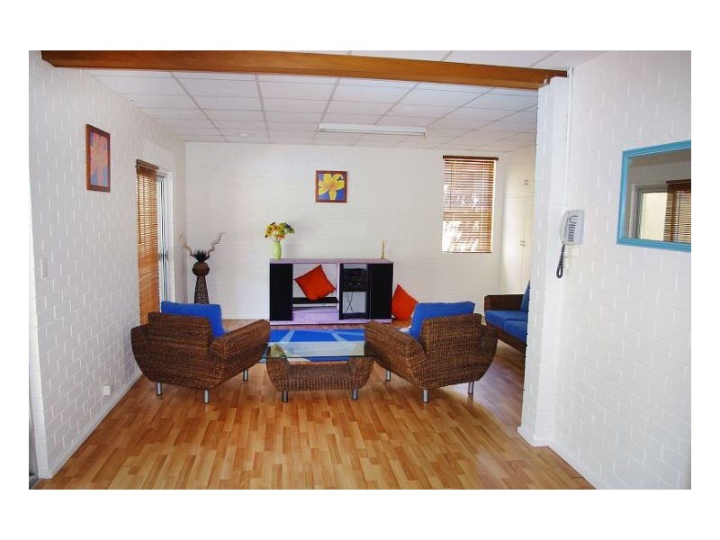 43 Hall Street, Old Bar NSW 2430