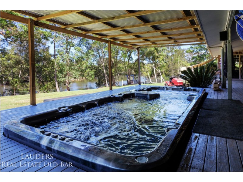 Old Bar NSW 2430