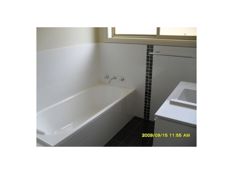 13 Flagtail Avenue, Old Bar NSW 2430