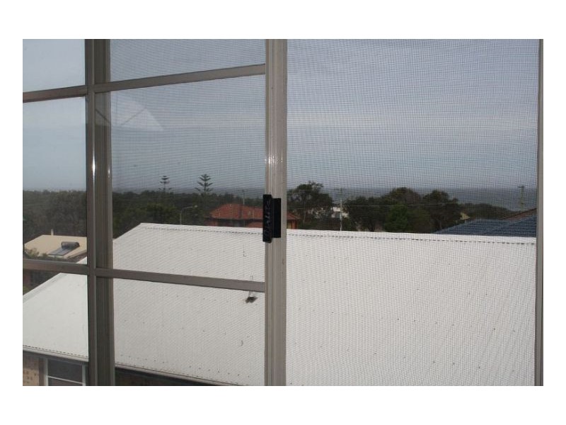 12 Beach Street, Wallabi Point NSW 2430