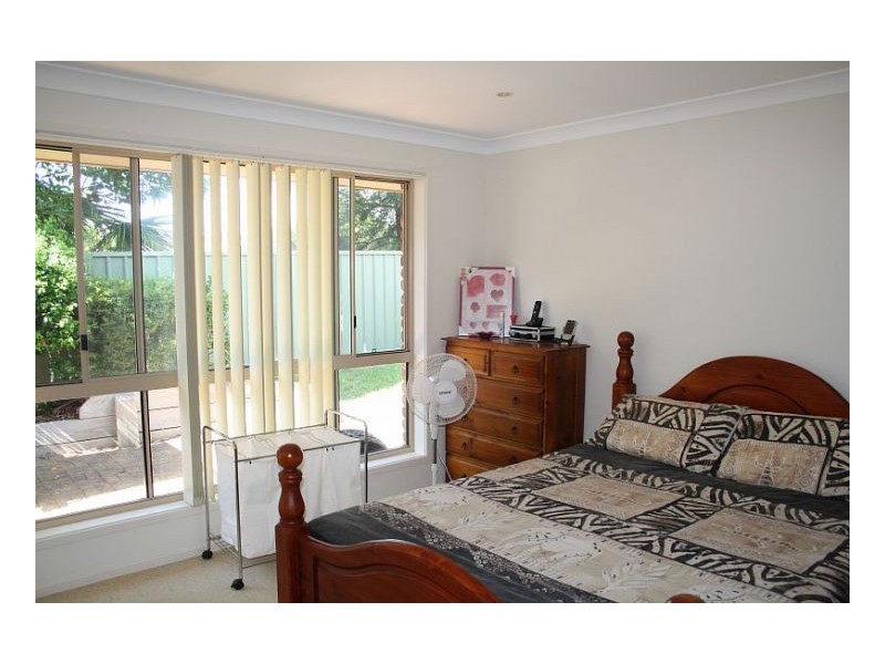 1/7 Paradise Close, Old Bar NSW 2430