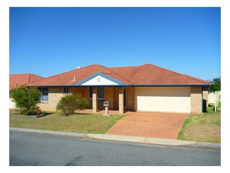 2/10 Mistral Pl, Old Bar NSW 2430