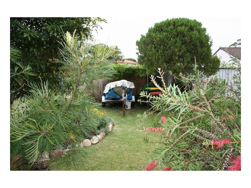 6 Belle Villa Parade, Old Bar NSW 2430