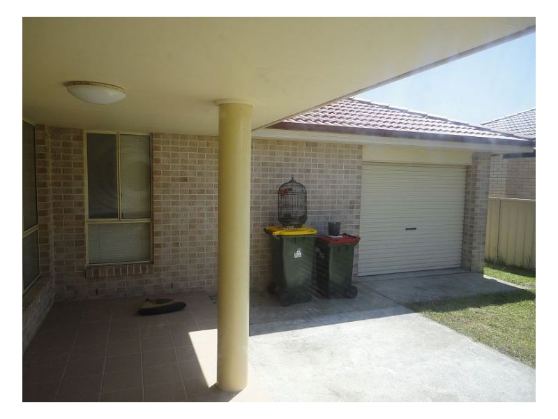 10 Albatross Way, Old Bar NSW 2430