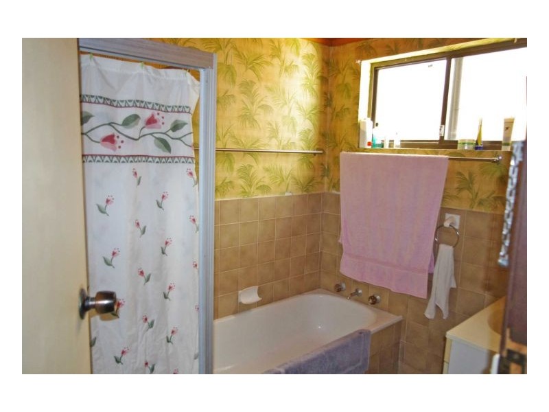 2/25 Clerke Street, Old Bar NSW 2430