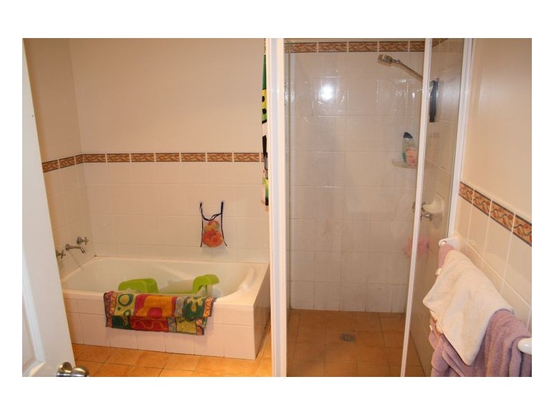 48 Medowie Road, Old Bar NSW 2430