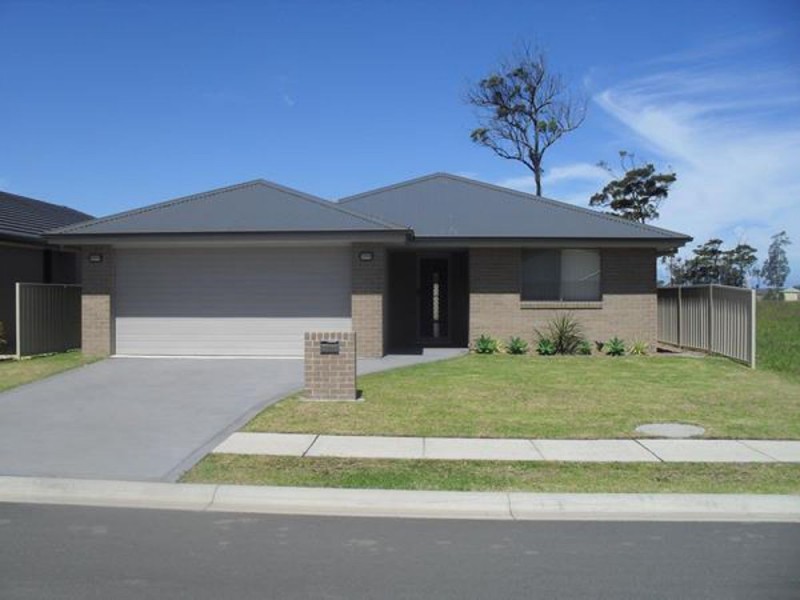 38 Albatross, Old Bar NSW 2430