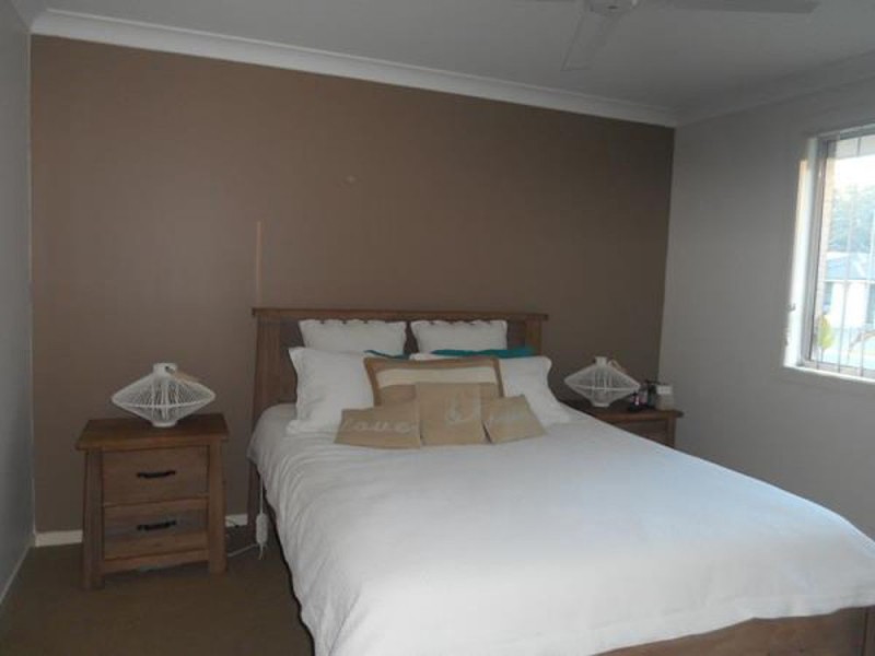 38 Albatross, Old Bar NSW 2430