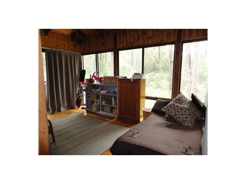 21 Rainforest Drive, Mitchells Island NSW 2430